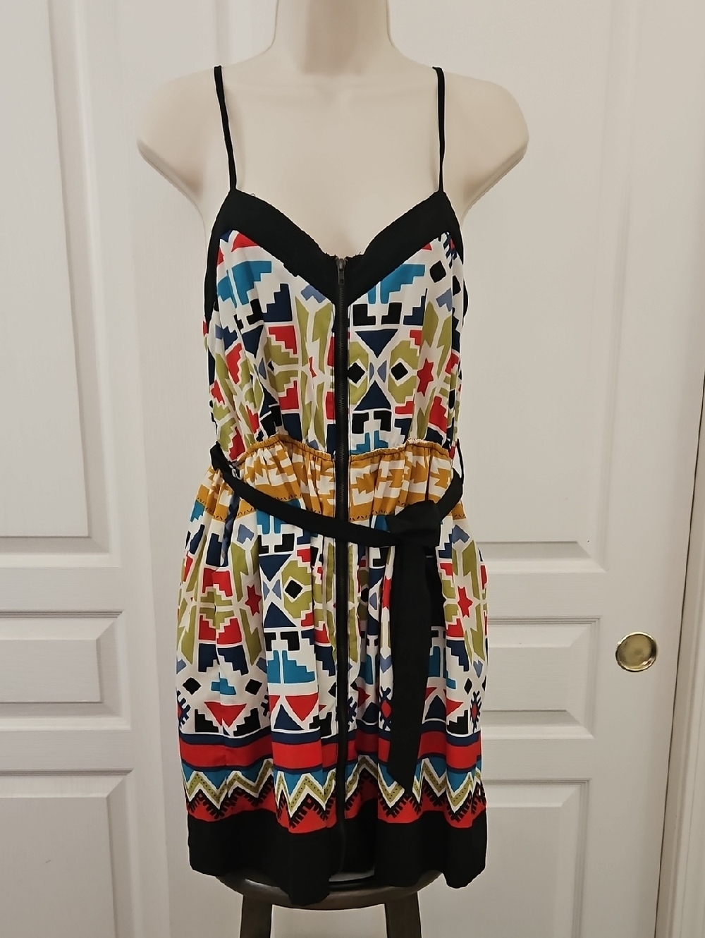 Forever 21 | Multicolor Geometric Print Black Trim Mini Zip Detail Dress Size L